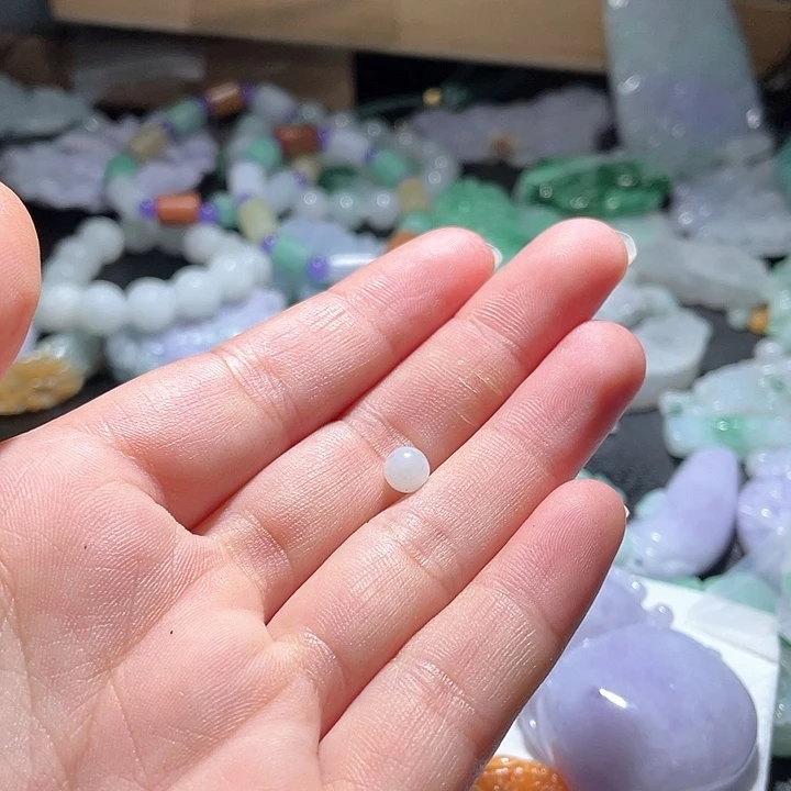 翡翠未镶嵌颈饰珑*天