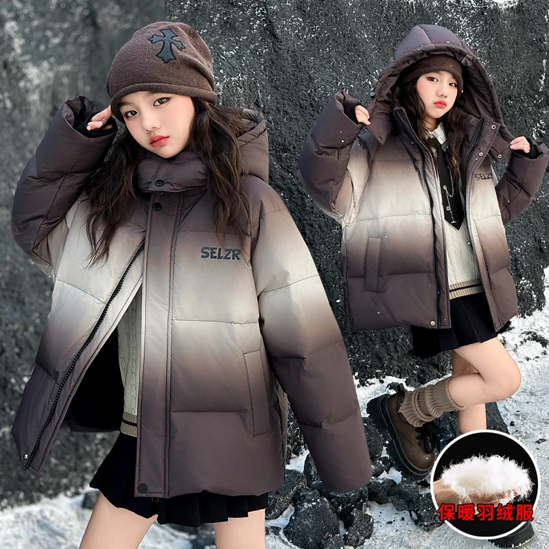 女童渐变色连帽羽绒服冬装2024新款中大童字母加厚白鸭绒洋气上衣