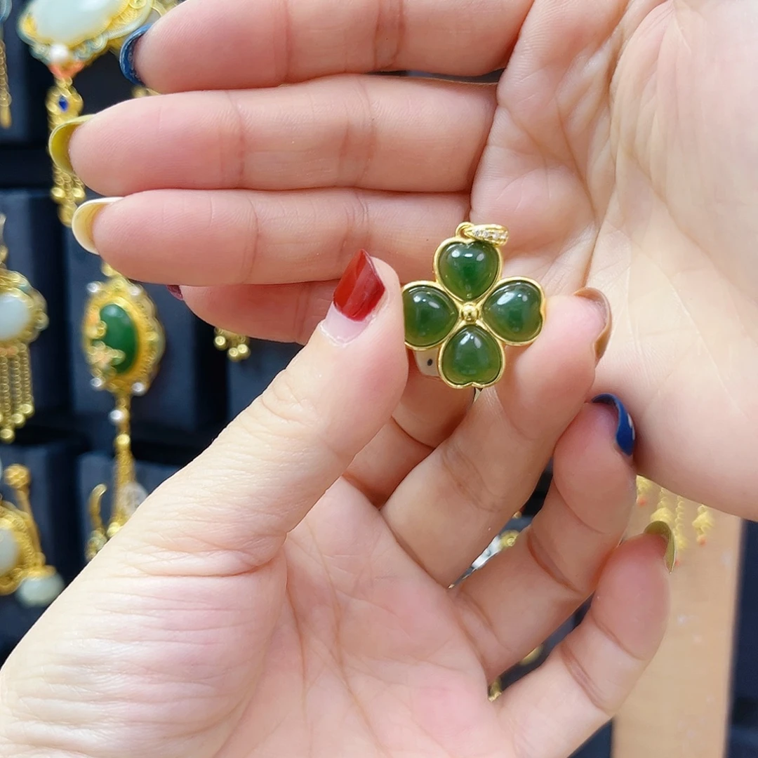 和田玉银S925镀金镶嵌颈饰