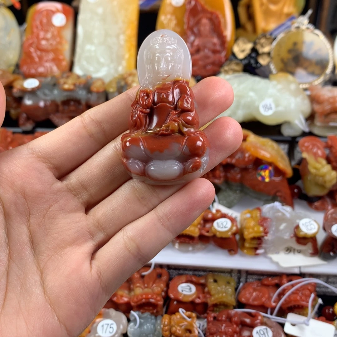 石英质玉（黄龙玉）未镶嵌挂件