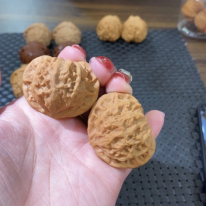 文玩核桃把件宫灯43修