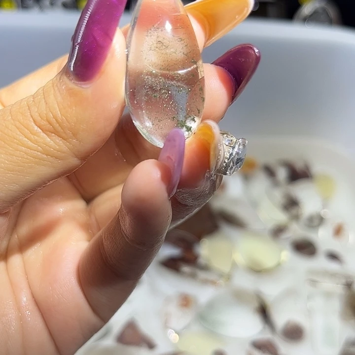 吊坠(赠链)未镶嵌水晶