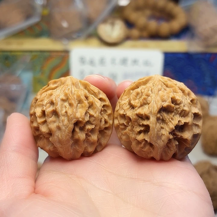 吊坠文玩核桃苹果园38