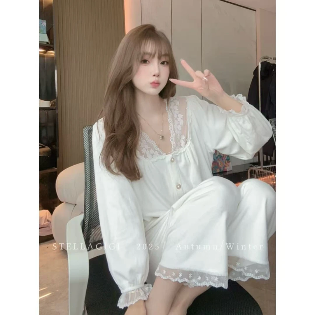 SG / 杨依姗 AW蕾丝边拼接海岛绒家居服套装TZ-20252230