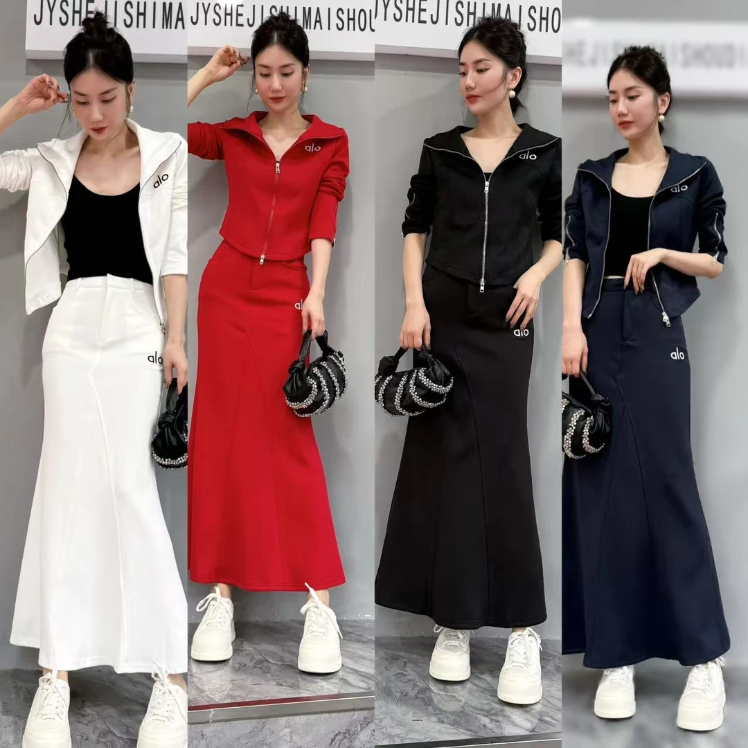 【俊英】2025新款时尚高级感立领修身上衣女高腰鱼尾裙休闲两件套