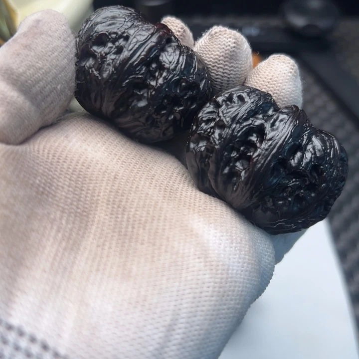 巢***哥文玩核桃元宝45尺寸