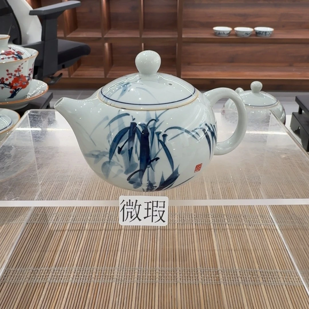 釉下手绘茶具微瑕