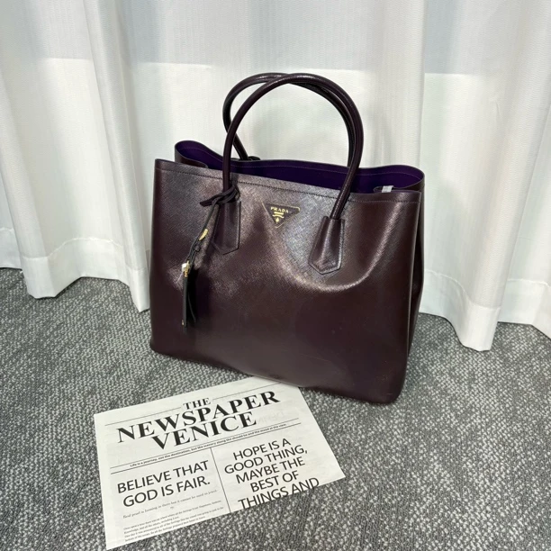95新 Prada/普拉达 紫色double手提包jc