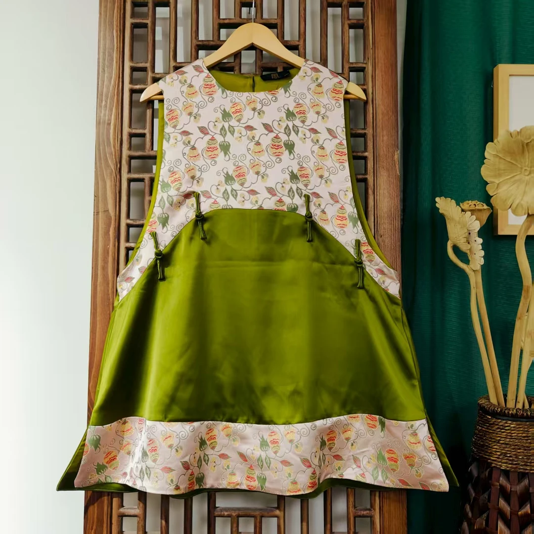 （LS682）凤徕兮私人定制杏底葫芦暗纹拼绿色光板盘扣设计款马甲