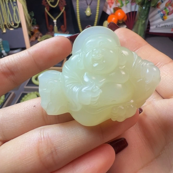 颈饰未镶嵌和田玉（黄玉）
