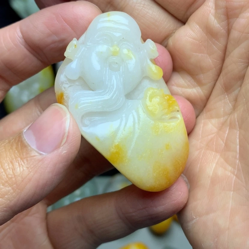 【闪购商品】颈饰未镶嵌和田玉