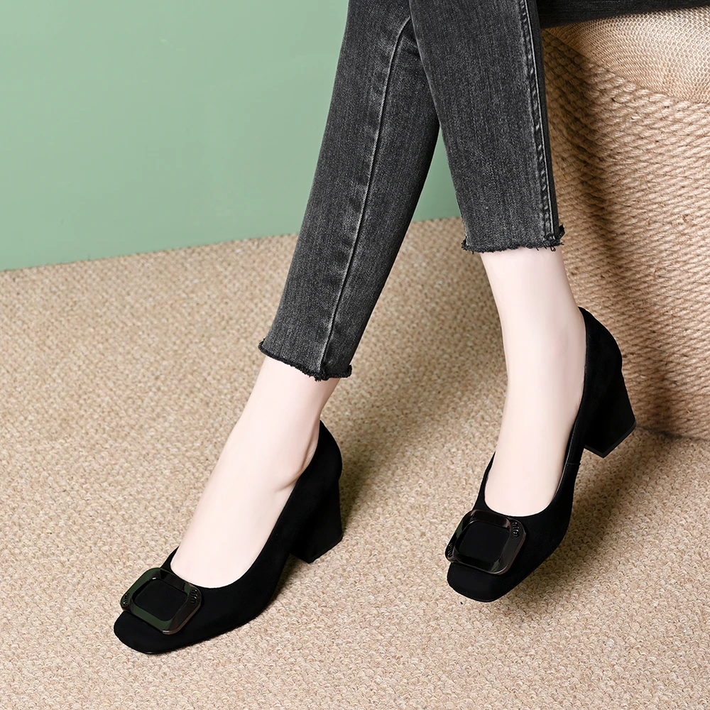 真皮羊皮法式金属扣绒面粗跟单鞋女春秋季新款气质方头浅口高跟鞋