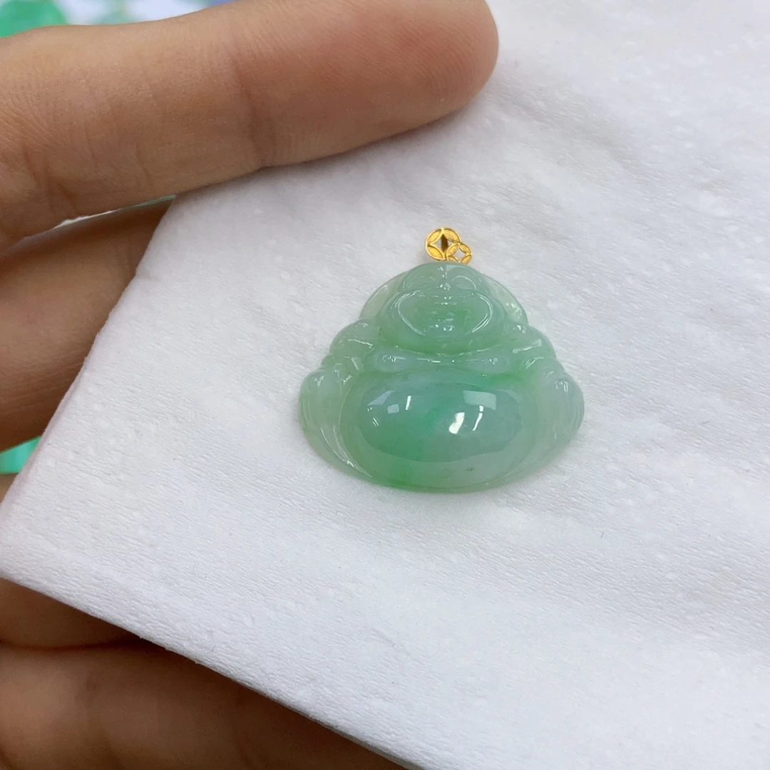 翡翠18K金镶嵌颈饰翡翠