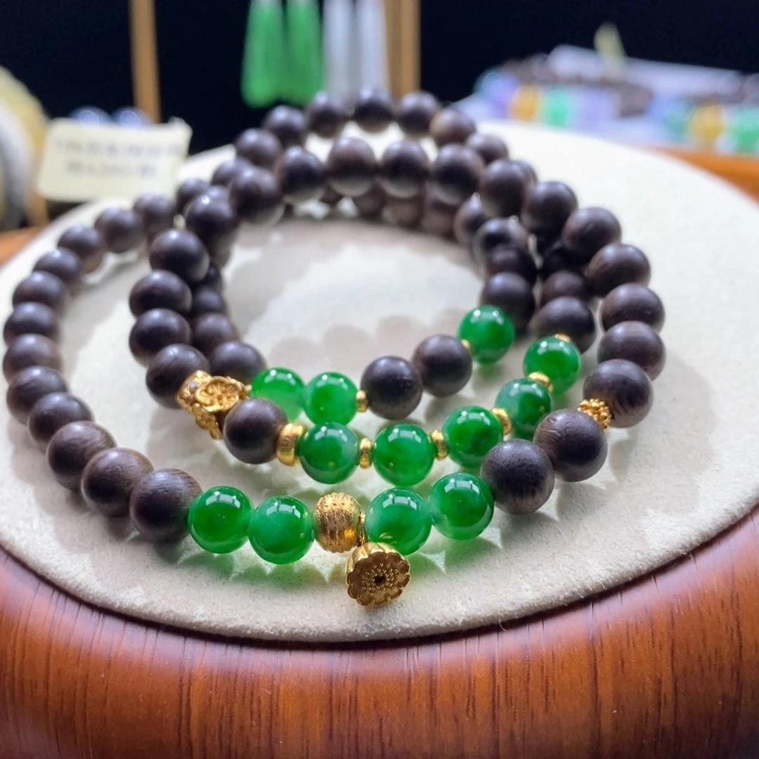 翡翠未镶嵌颈饰翡翠辣绿色手串