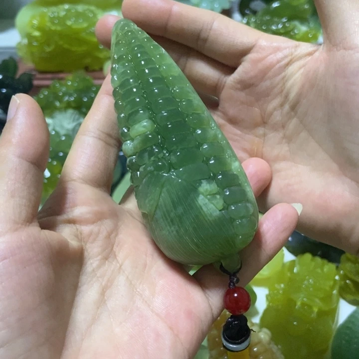 【闪购商品】未镶嵌蛇纹石玉把件超****～