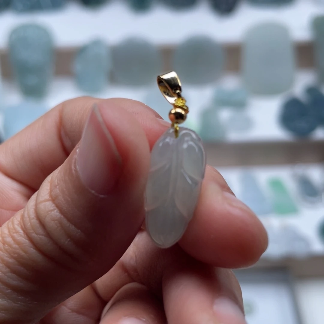 翡翠未镶嵌颈饰天然翡翠