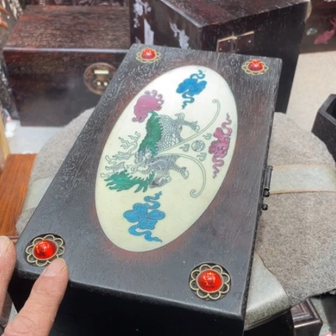 木盒子111111111111