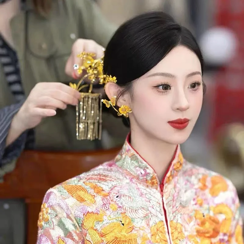 z8393纯金百色步摇龙发钗精搭美边夹龙凤褂秀禾新娘头饰