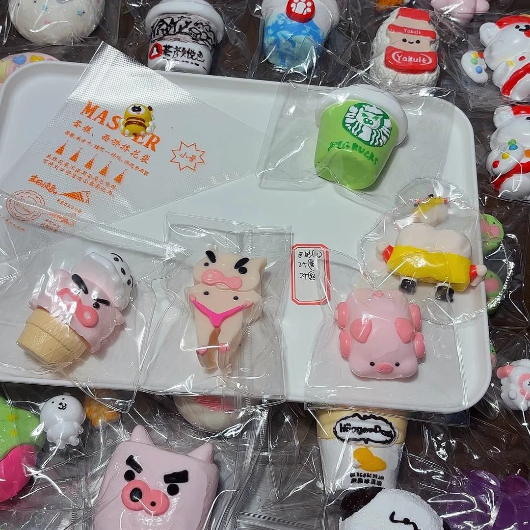 木全部食品袋装，右边三个冻黄油，左边红薯