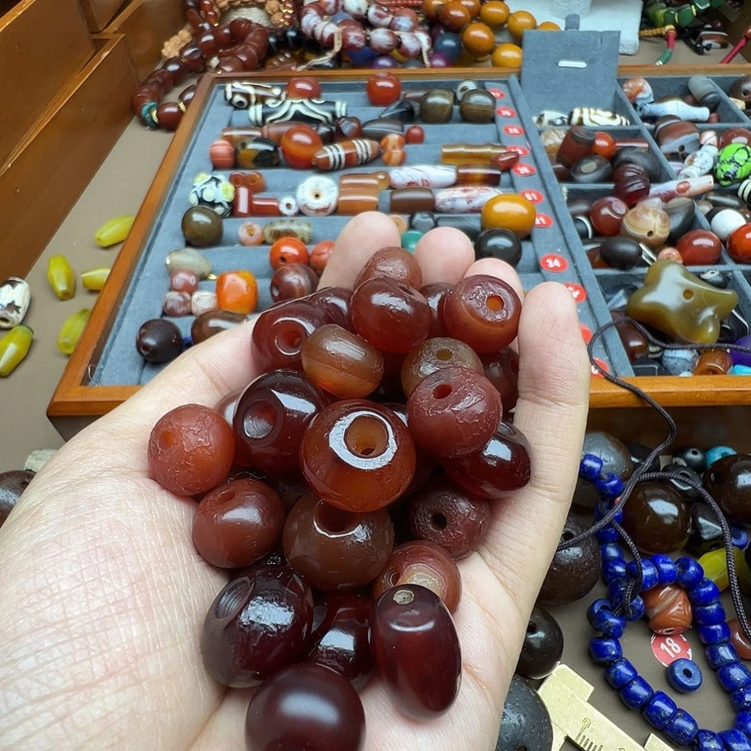 邱***慧未镶嵌青金石手链