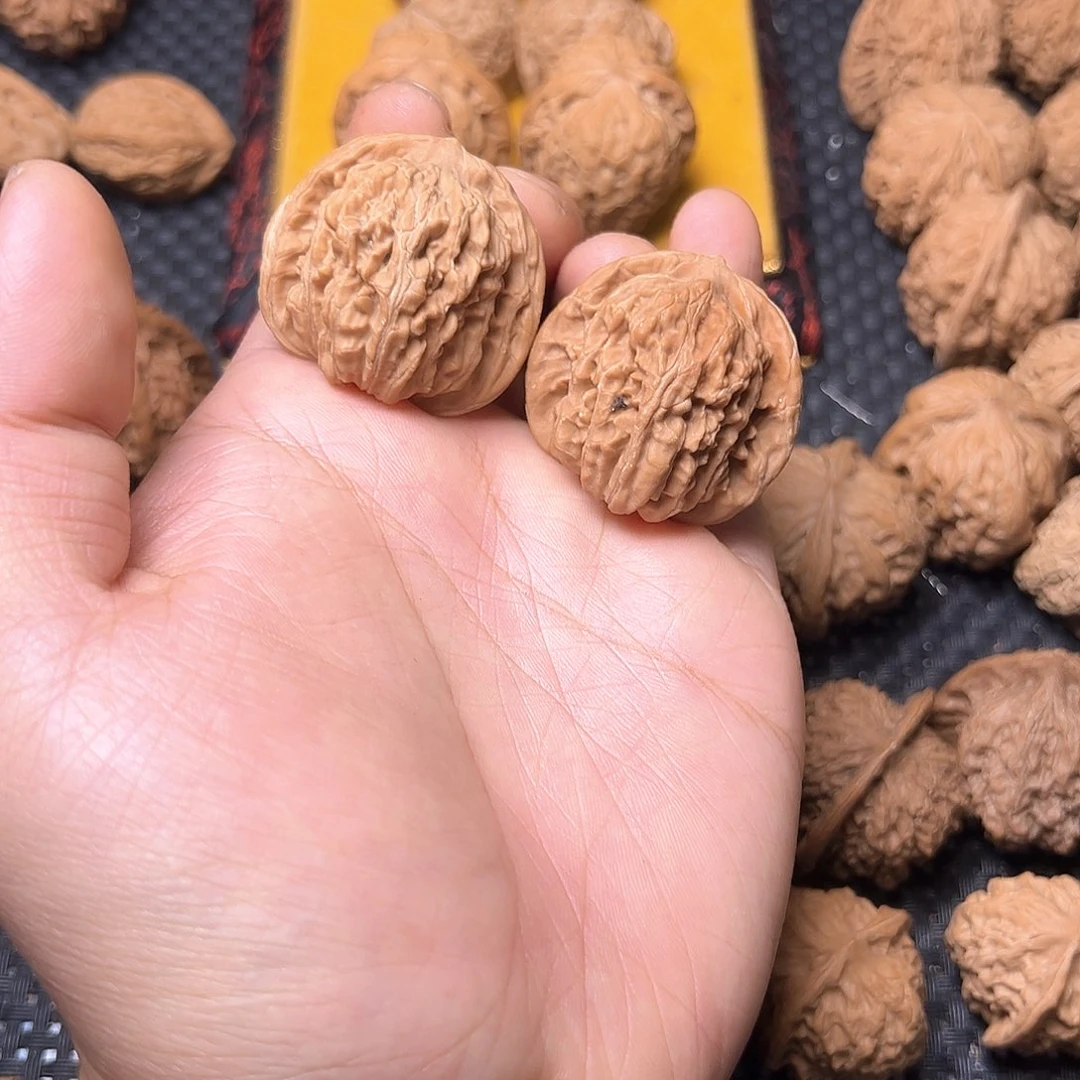 文玩核桃吊坠四座楼