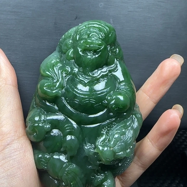 恩***丁未镶嵌和田玉挂件