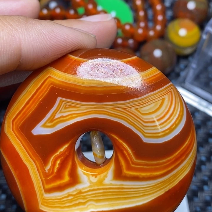 玛瑙/玉髓颈饰未镶嵌依*