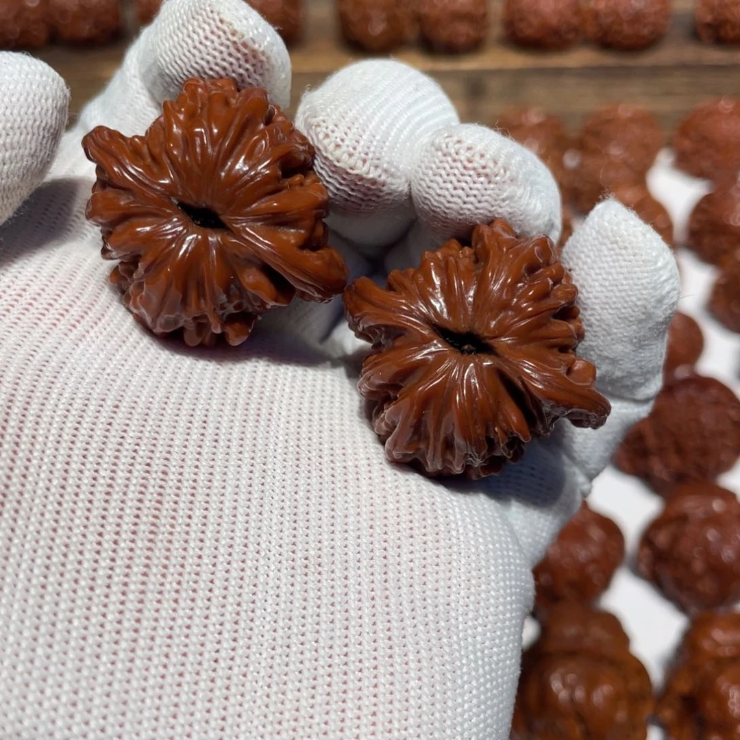 吊坠猴头核桃四座楼99.09. WY#00#