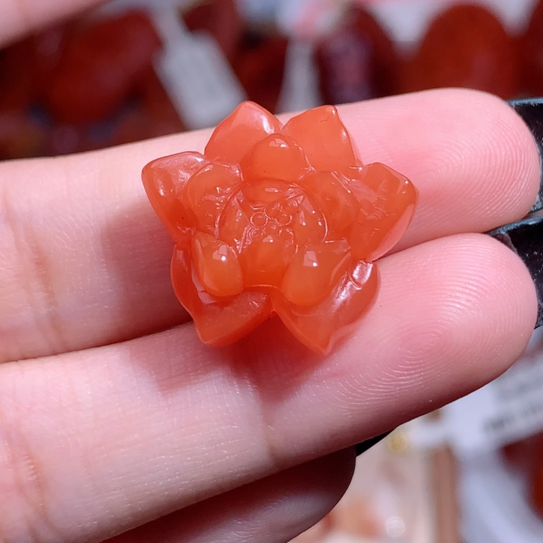 南红玛瑙未镶嵌南红莲花