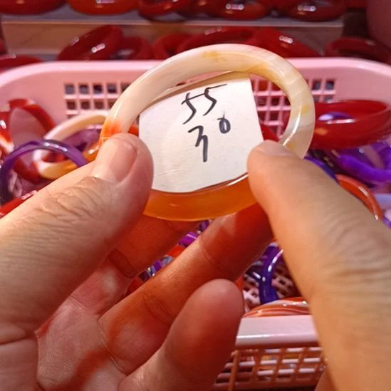 玛瑙/玉髓未镶嵌手镯