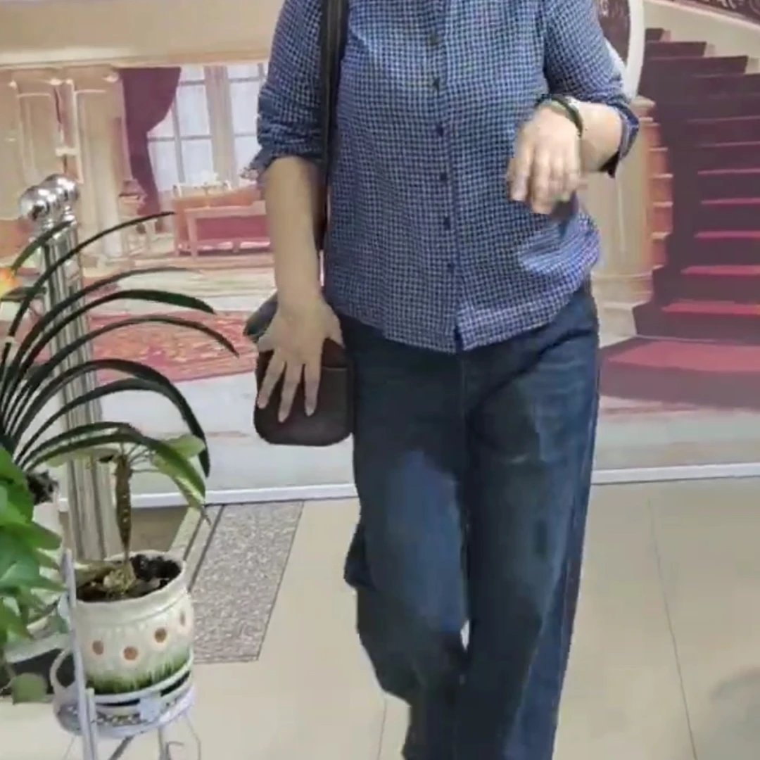 大码女装，牛仔裤——8273号