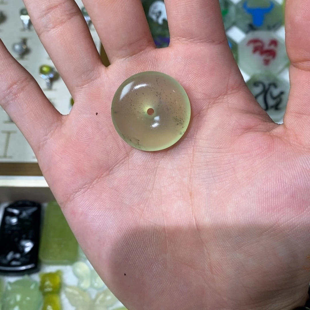 岫玉未镶嵌吊坠(不含链)