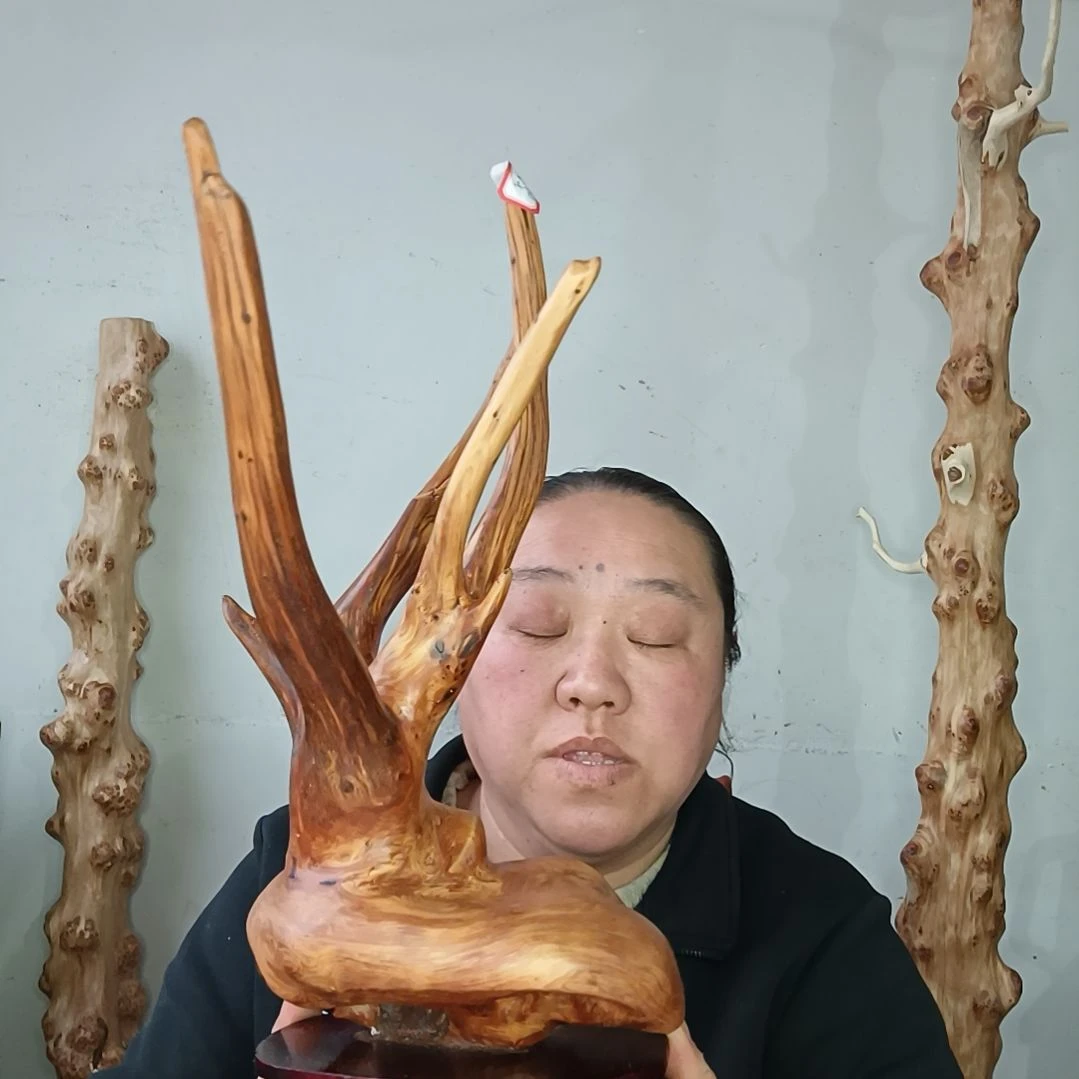 ?**?太行崖柏成品摆件