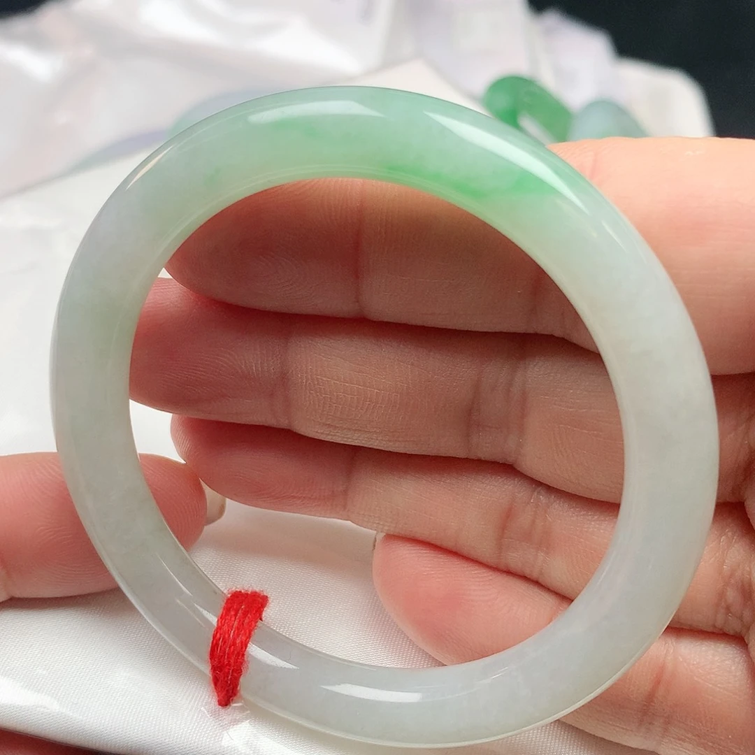 翡翠手镯未镶嵌圆条1258