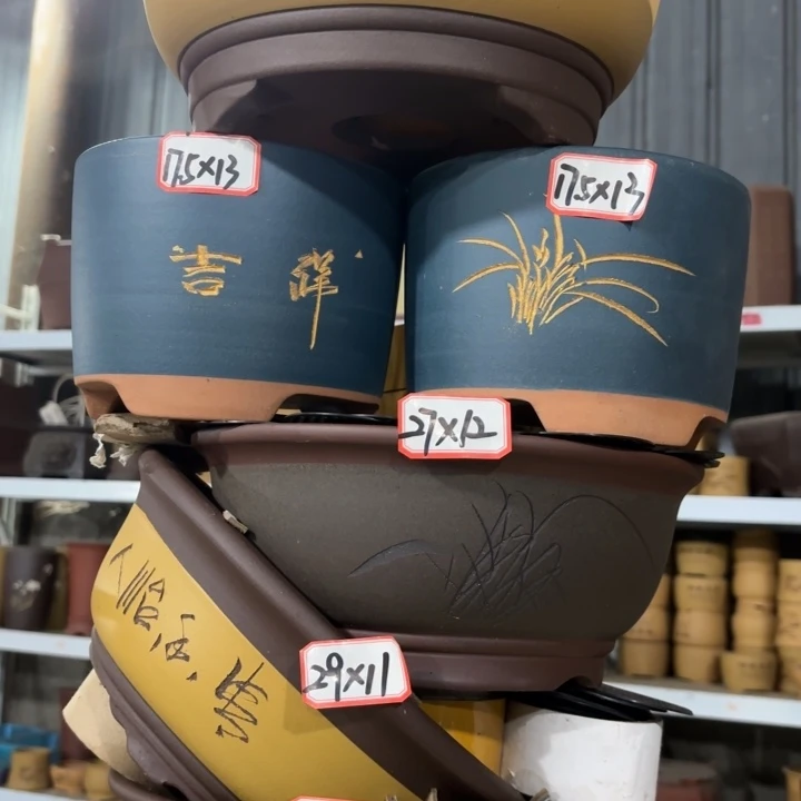 紫砂花盆100-6。