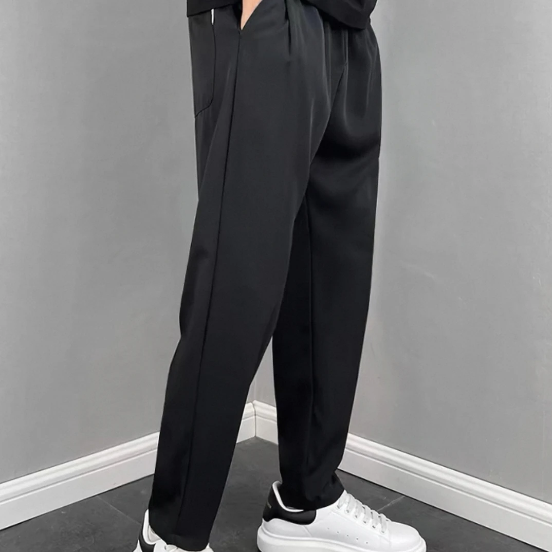 潮牌2024秋冬加绒宽松大码牛仔裤高街直筒阔腿弯刀裤青年抽绳长裤