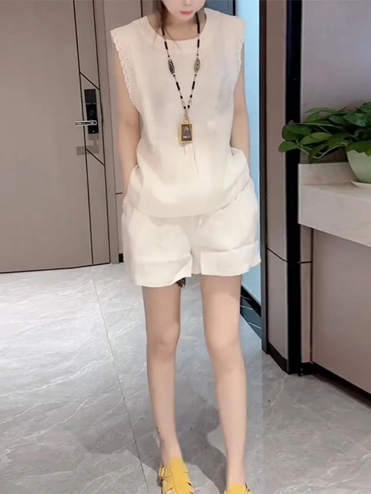 时尚休闲套装女2025夏季新款洋气宽松显瘦蕾丝拼接上衣短裤两件套