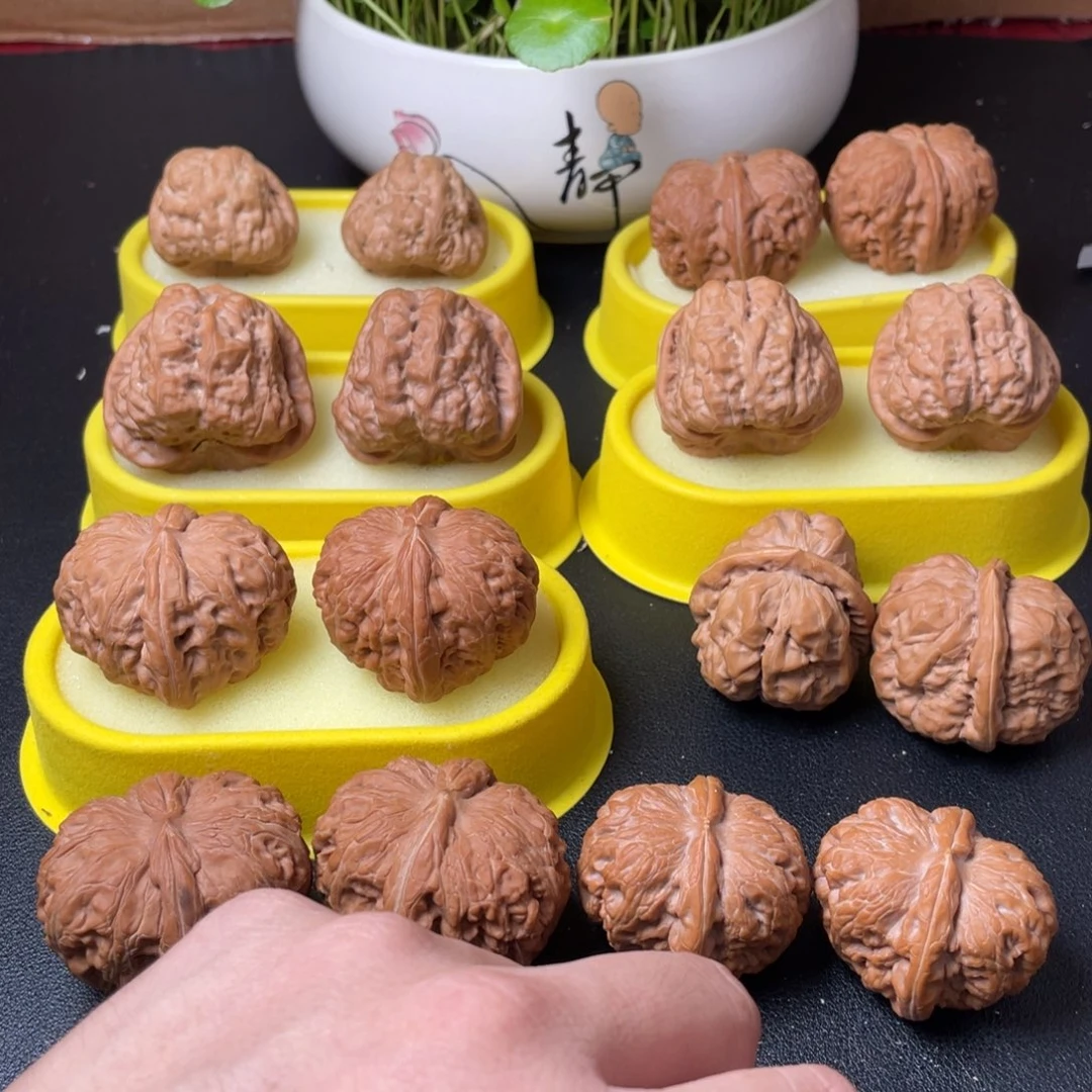 把件文玩核桃刘*