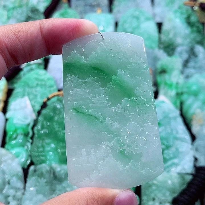 翡翠未镶嵌吊坠(不含链)