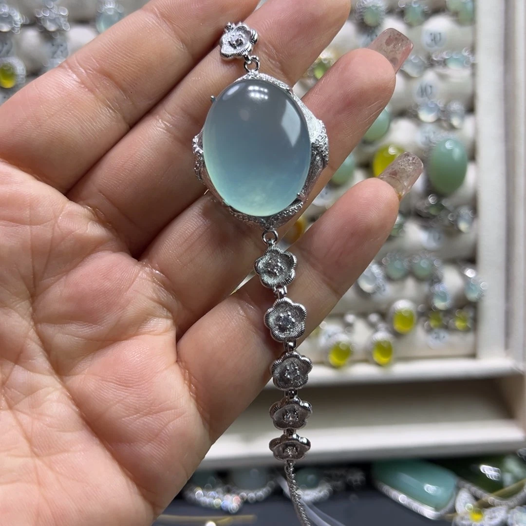 安***静蛇纹石玉未镶嵌手镯