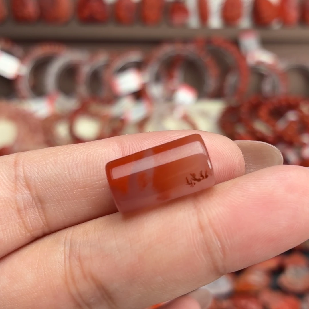 南红玛瑙未镶嵌颈饰9咪➕路路通