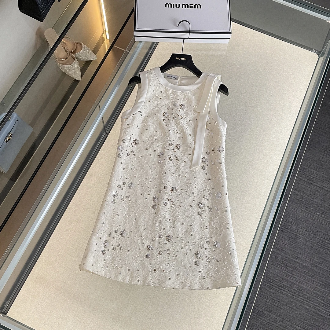 【晨露玫瑰】法式甜美少女感设计师蝴蝶结设计亮片连衣裙女DY6861