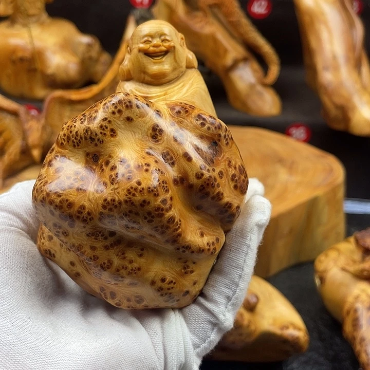 骏***厰柏木（崖柏）米勒手把件