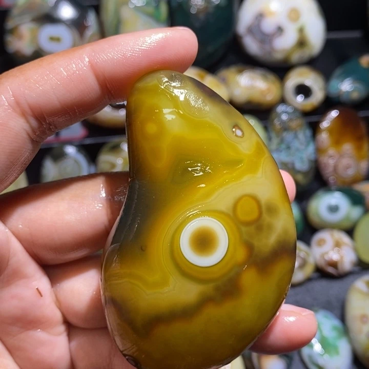 未镶嵌玛瑙/玉髓珠宝奇石