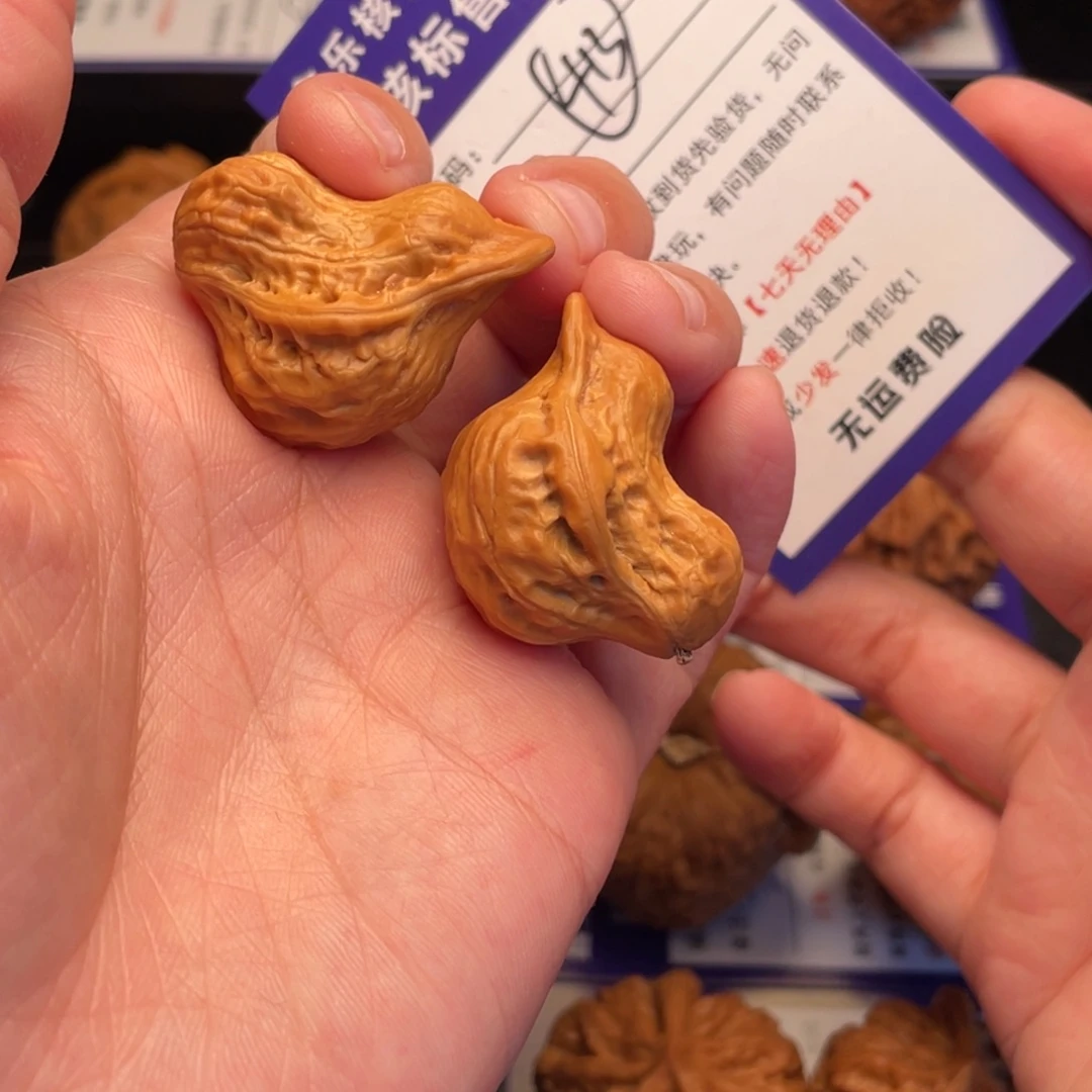 把件文玩核桃小鸟