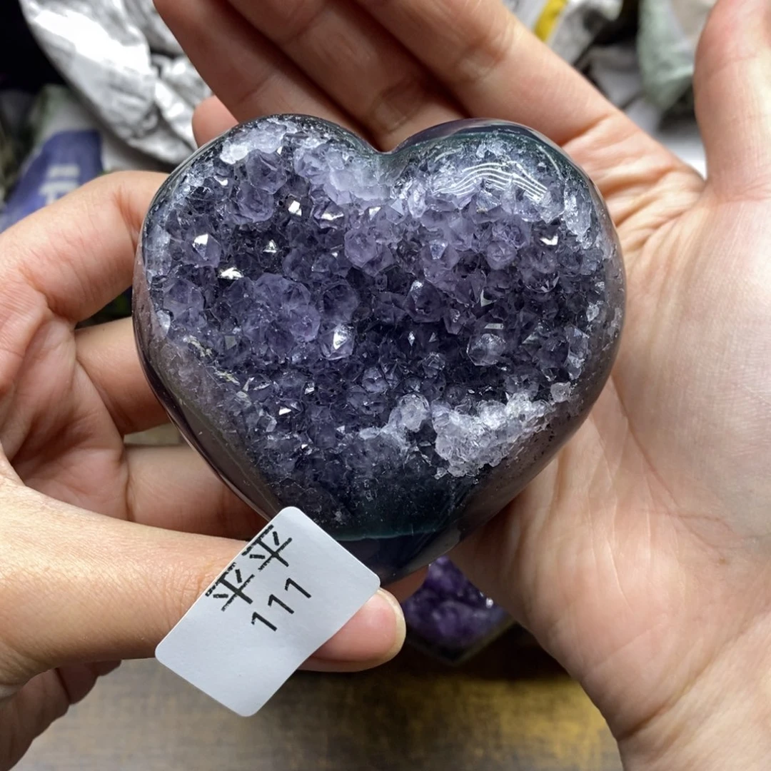 紫晶乌拉圭未镶嵌