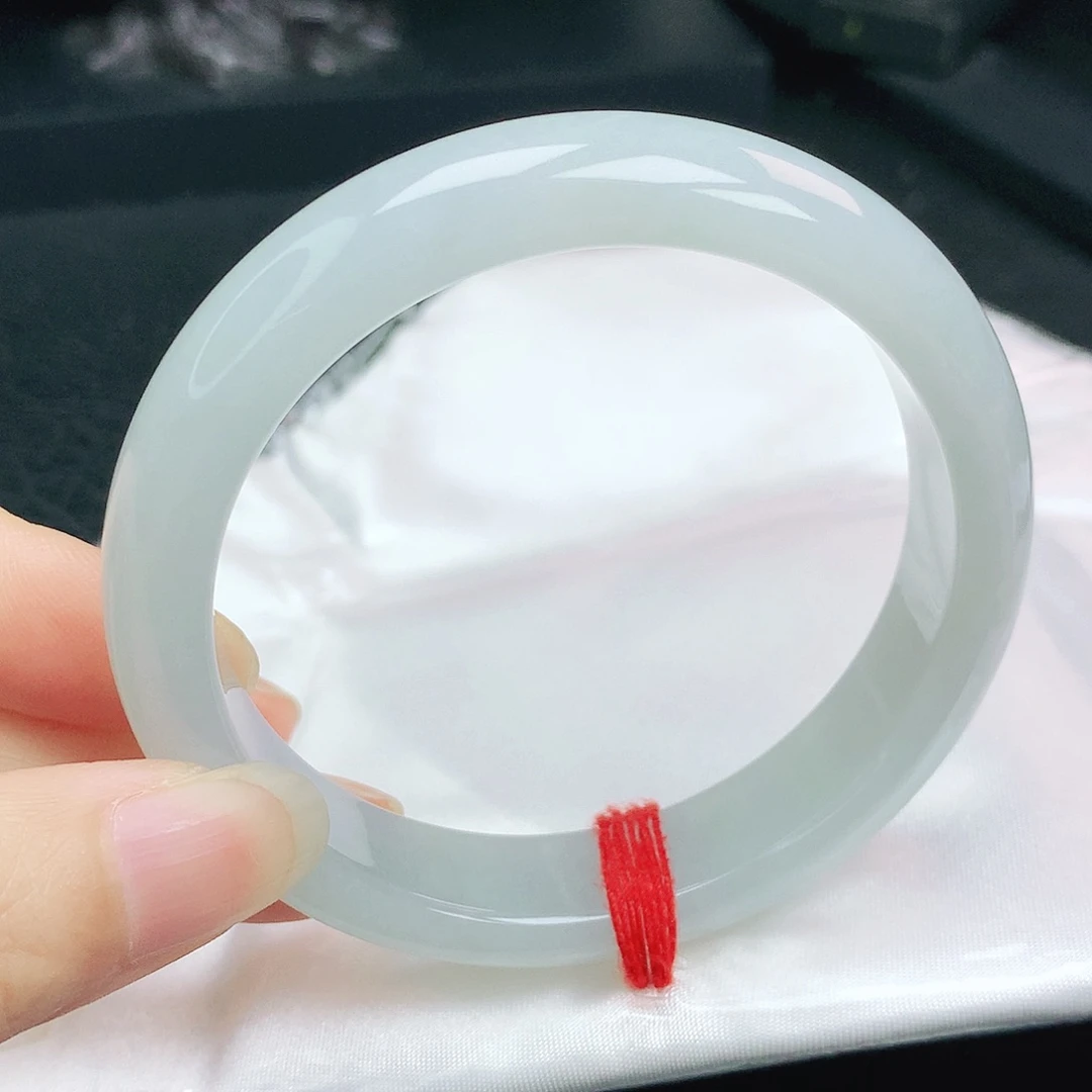 翡翠手镯未镶嵌正