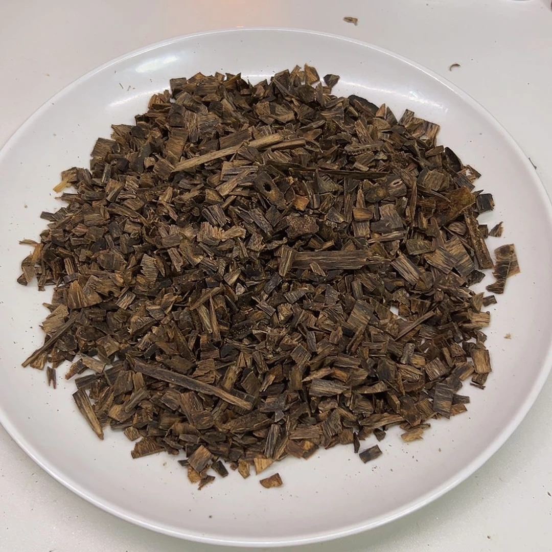 沉香碎屑沉香꧁****1紫棋沉水料50克