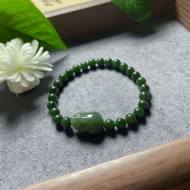 0297和田碧玉菠菜绿单圈貔貅手链