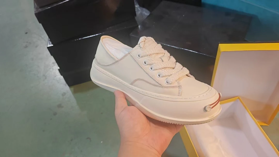 休闲舒适头层牛皮鞋66608